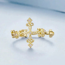 Retro Pattern Cross Ring