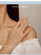 Retro Pattern Cross Ring