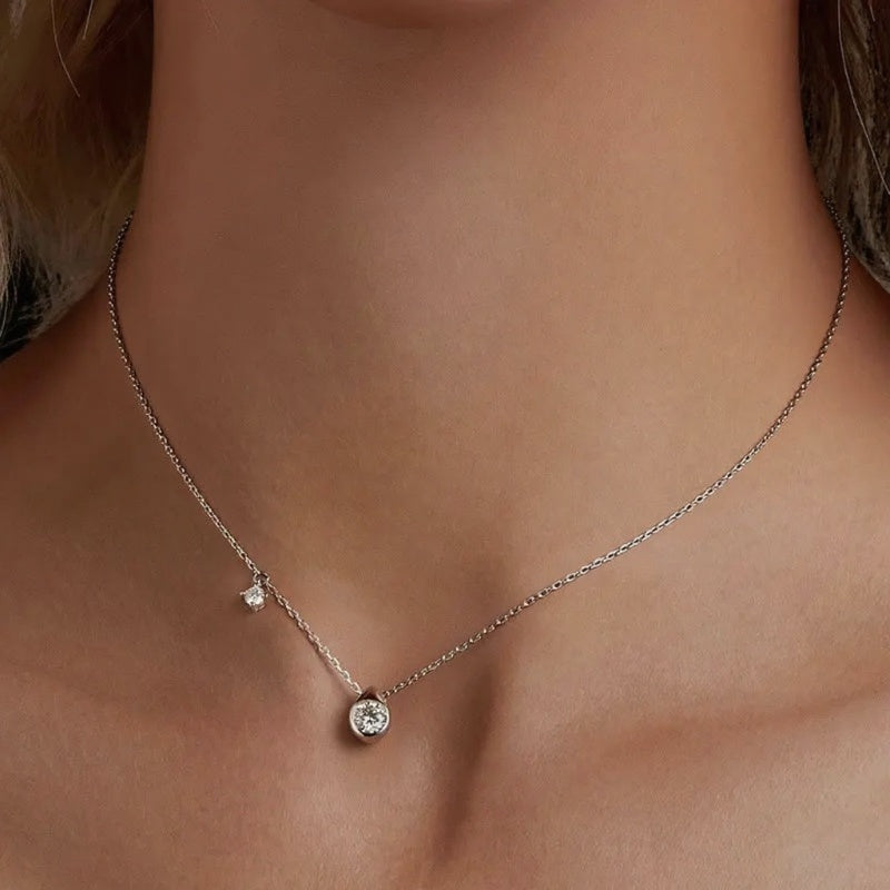 White Gold Plated Moissanite