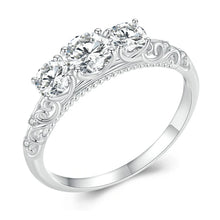 Luxury Moissanite Ring