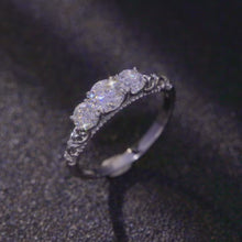 Luxury Moissanite Ring